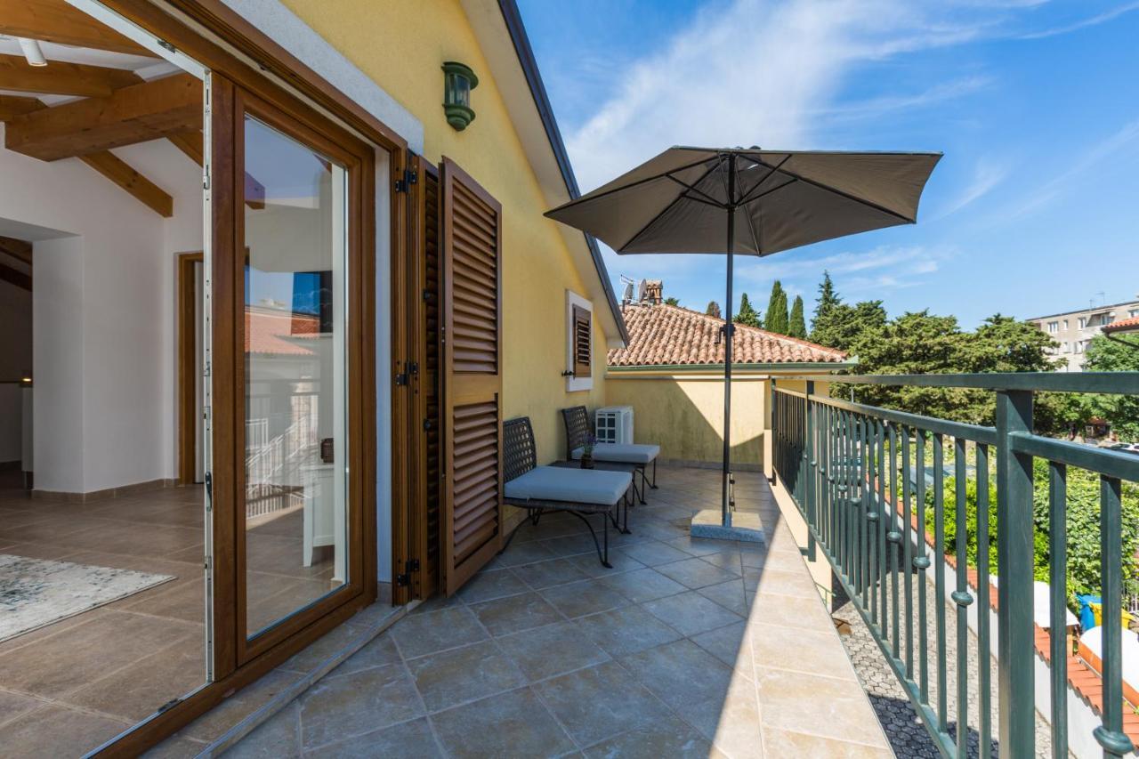 Apartments Agata Novigrad Istria Exterior foto