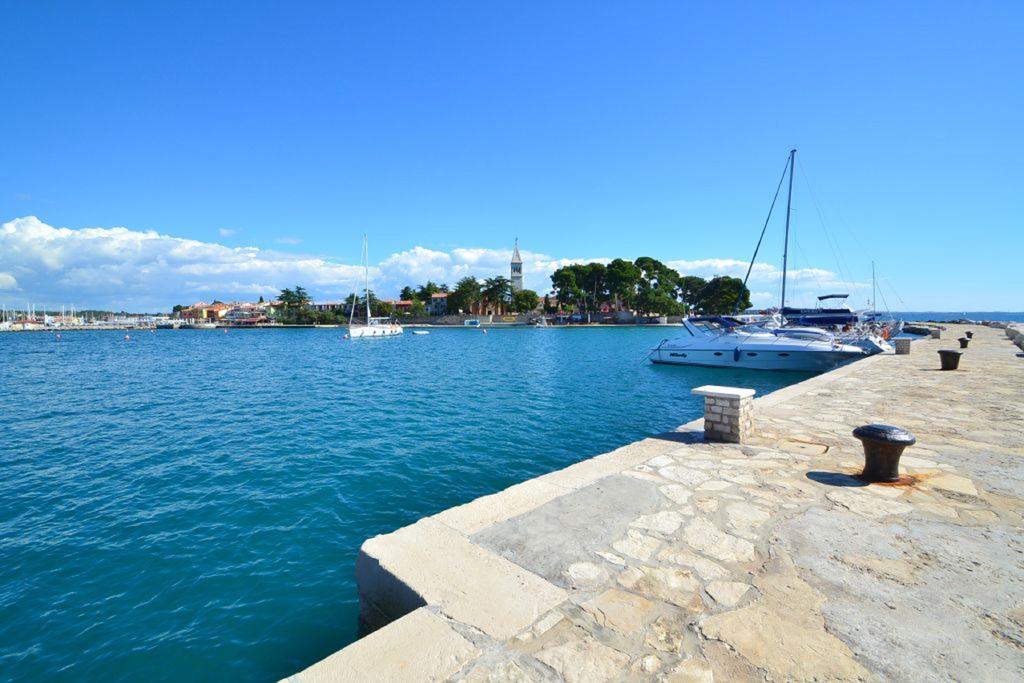 Apartments Agata Novigrad Istria Exterior foto